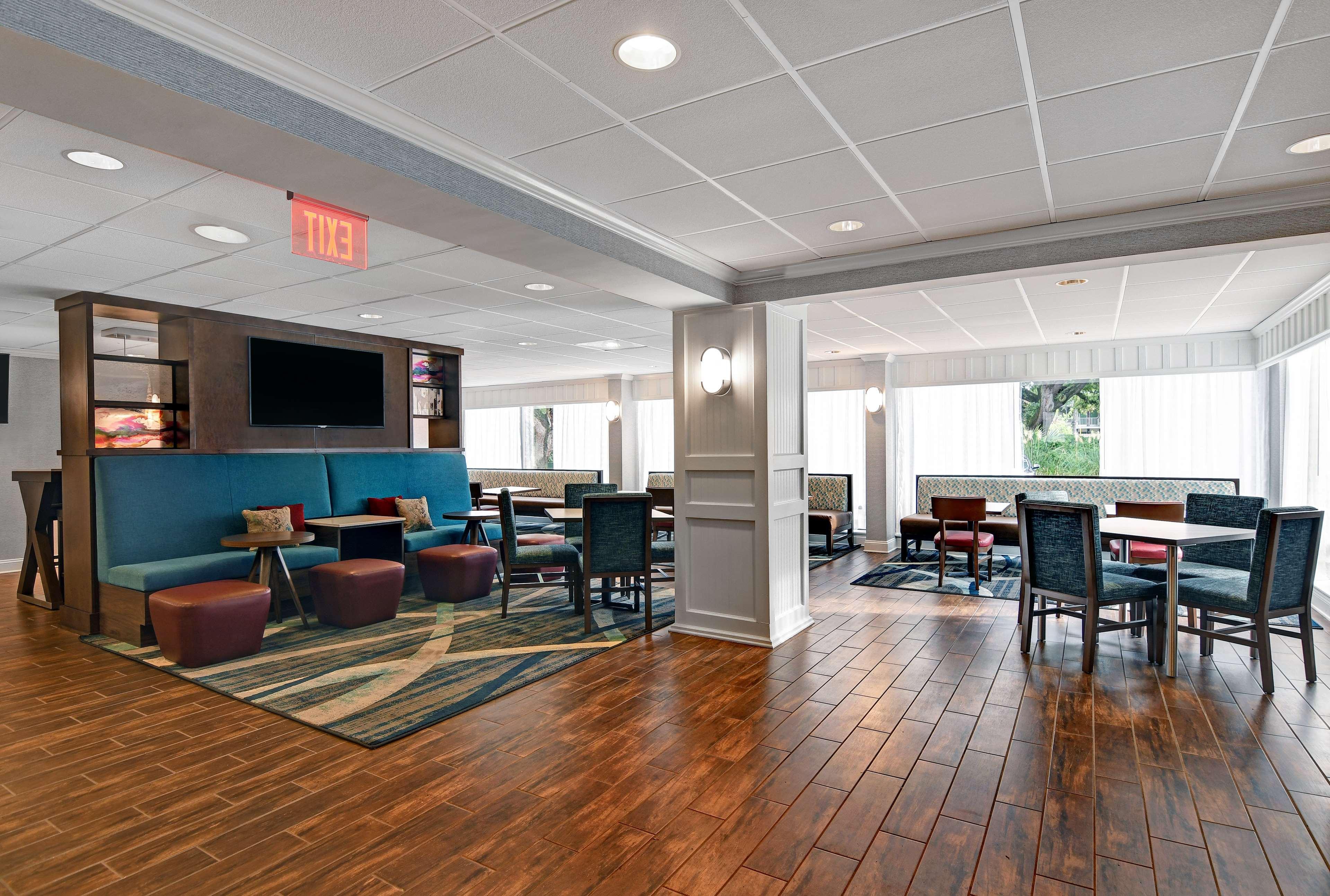Hampton Inn Patriots Point Mount Pleasant Exterior foto